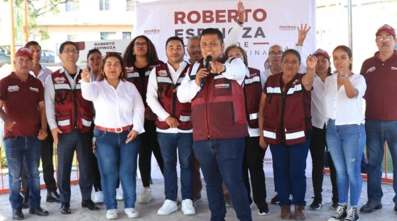 Ofrece Roberto Espinoza que alcaldía de Santa Catarina esté al alcance de los ciudadanos